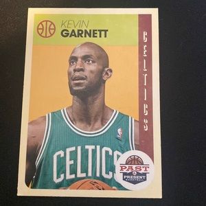 Kevin Garnett -2013 past and present basketball panini#18